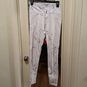 White Marble BuffBunny Legacy Pocket Leggings